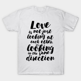 Looking at love T-Shirt